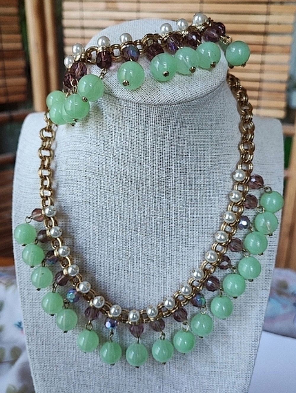 Set of Faux Jade Beads Pearls Bracelet and Necklace Vintage Amethyst Purple EUC
